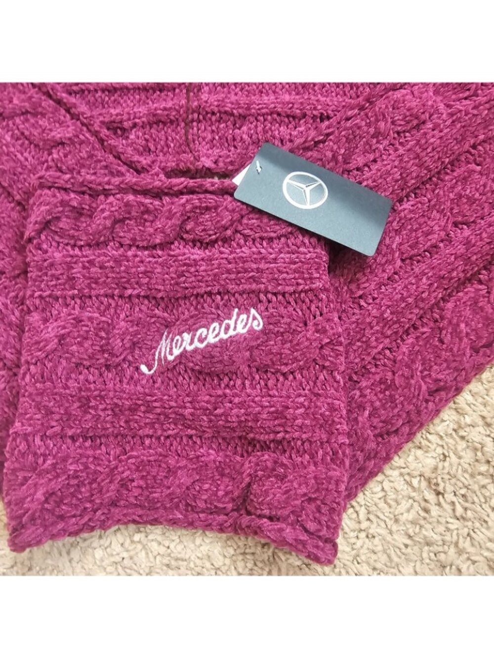 NWT Mercedes-Benz Cable Knit Scarf Pink 62" Wrap Embroidered Logo Authentic - Picture 2 of 5